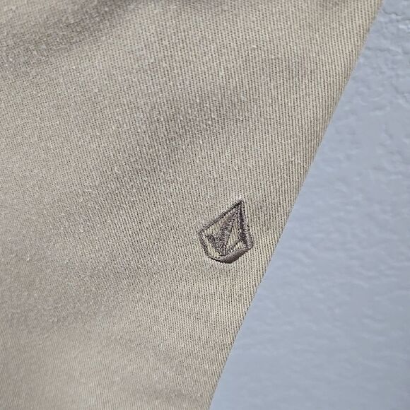 Volcom Boys Frickin Modern Fit Stretch Chino Pant Khaki Flat Front Uniform Skate - Picture 8 of 11